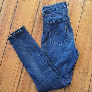 Levi’s mile high super skinny